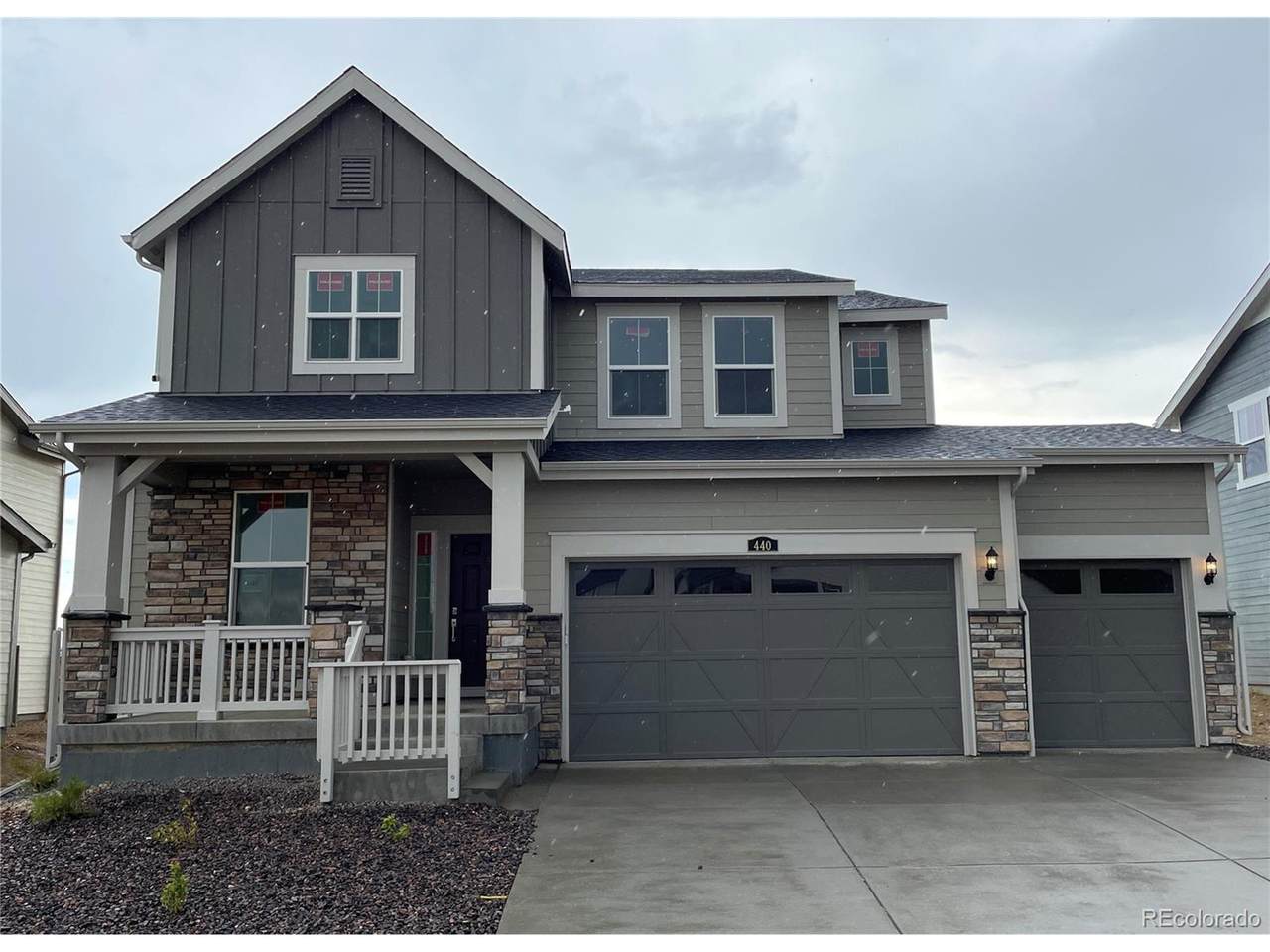 440 Donna Ln - Photo 1