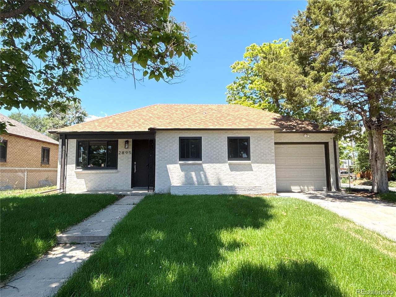 2895 Poplar St - Photo 1