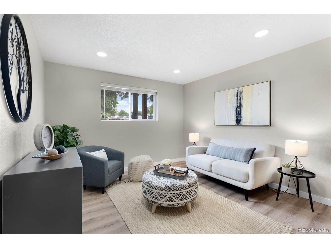 16359 10th Ave - Photo 1