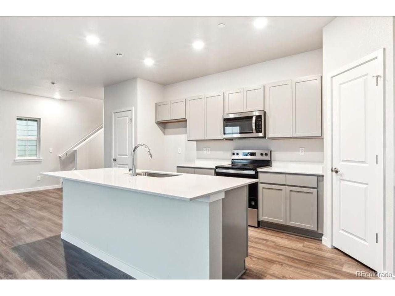 18998 94th Pl - Photo 1