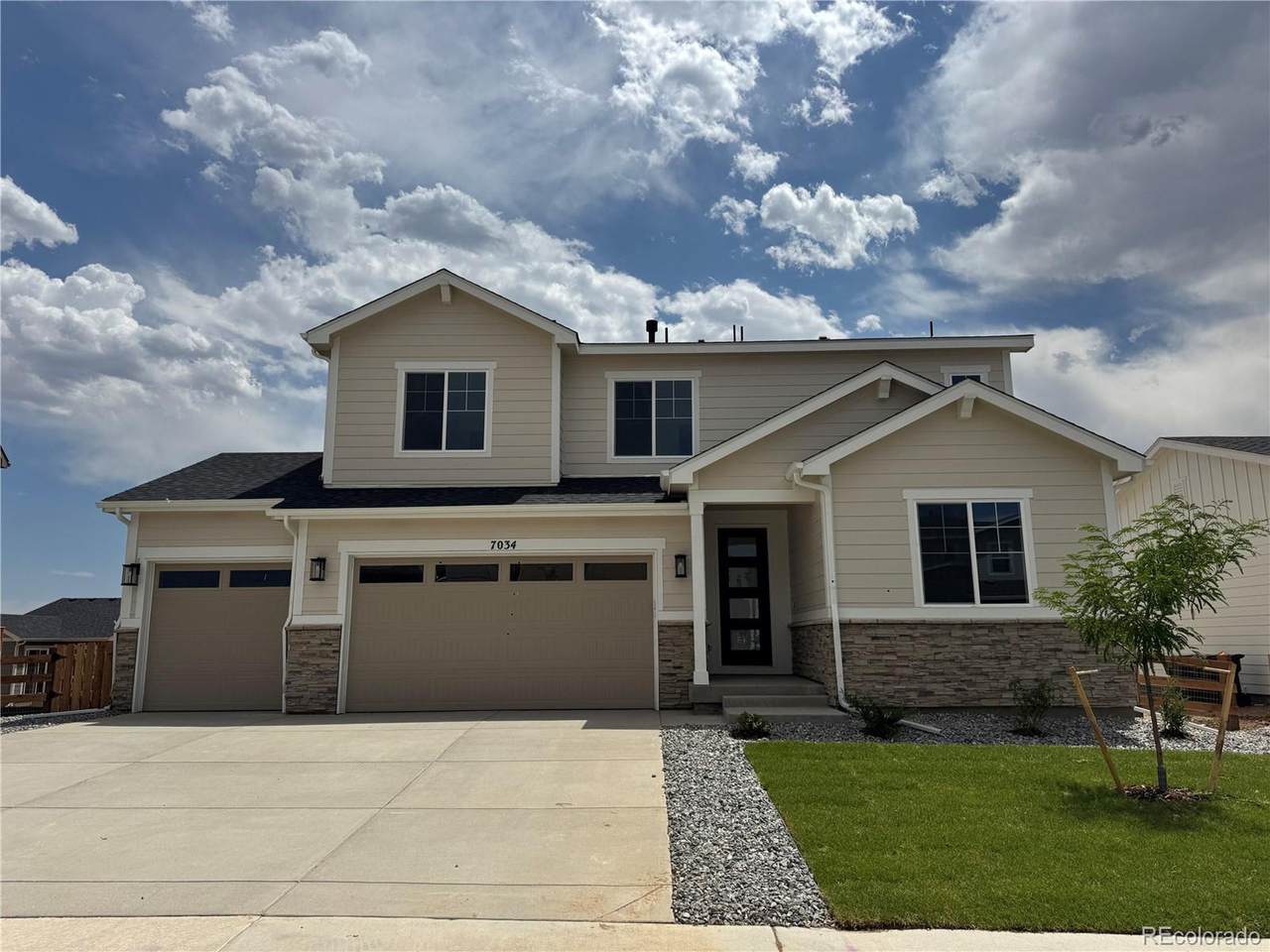 7034 126th Dr - Photo 1