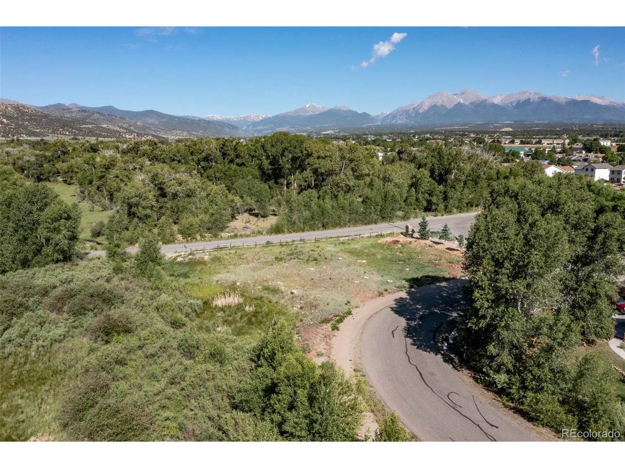 1101 Ouray Ave - Photo 1