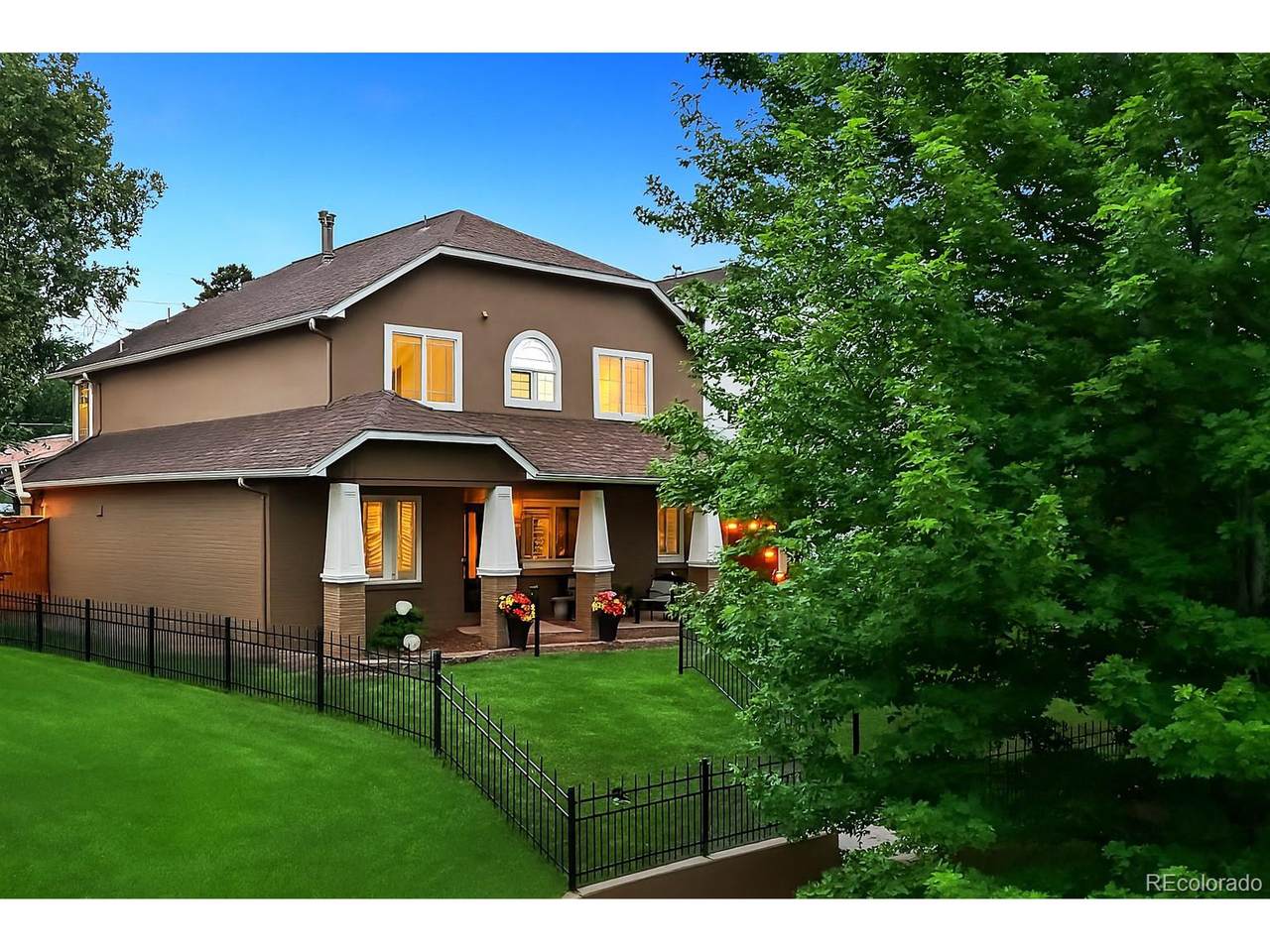1366 Vine St - Photo 1