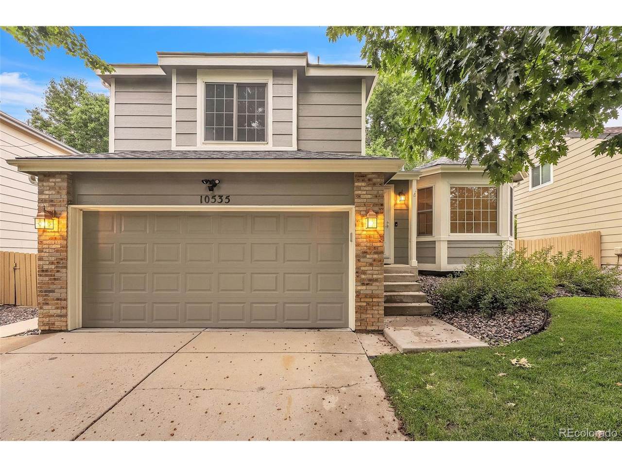 10535 Holyoke Dr - Photo 1