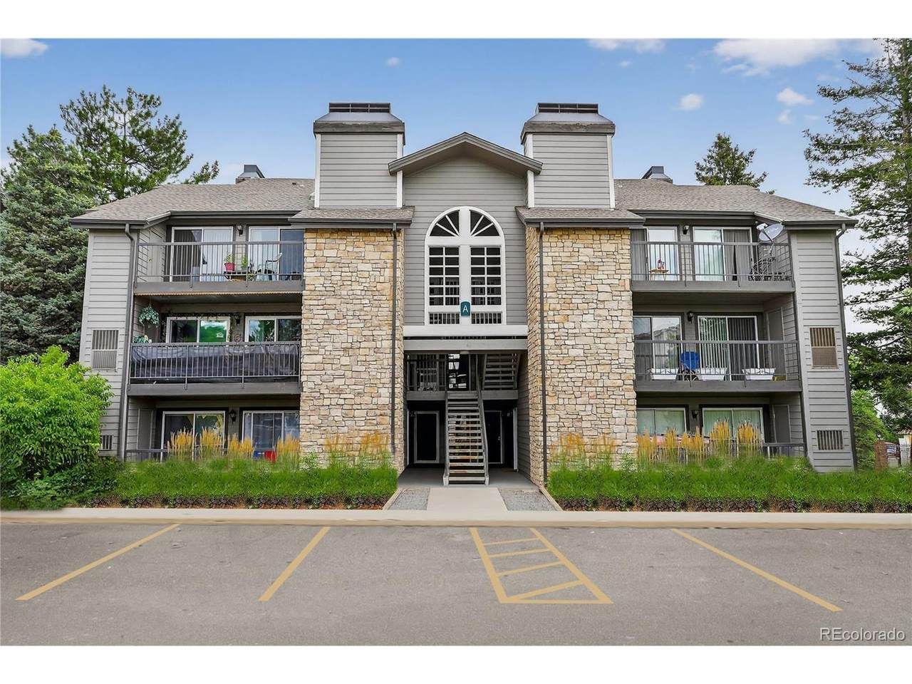 2575 Syracuse Way - Photo 1