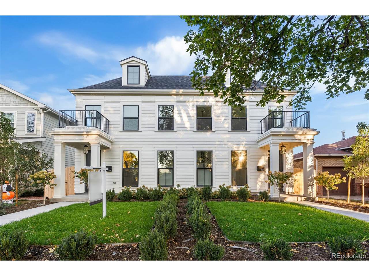 2360 Acoma St - Photo 1