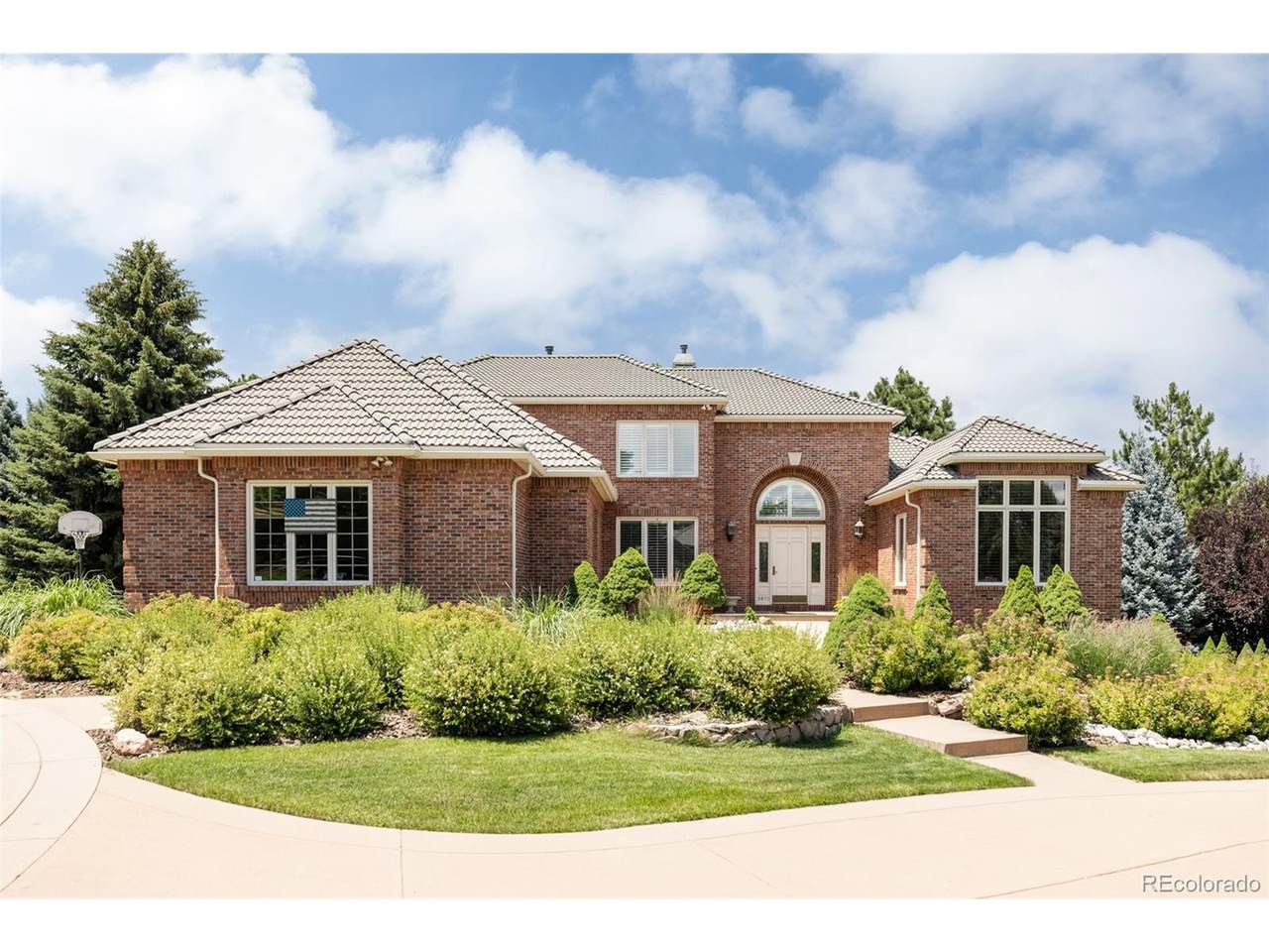 5671 Elm St - Photo 1