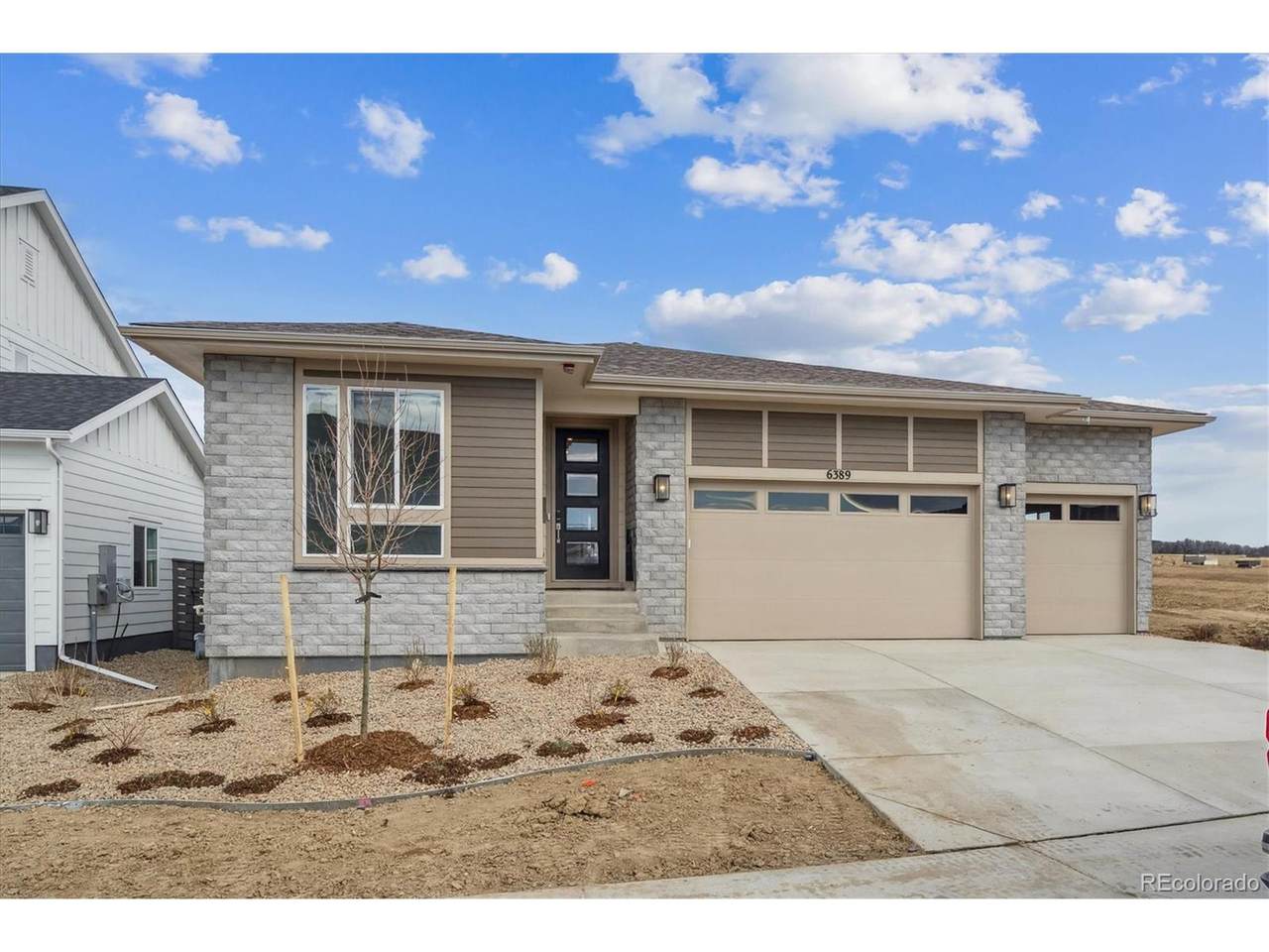 6389 Hidden River Ave - Photo 1