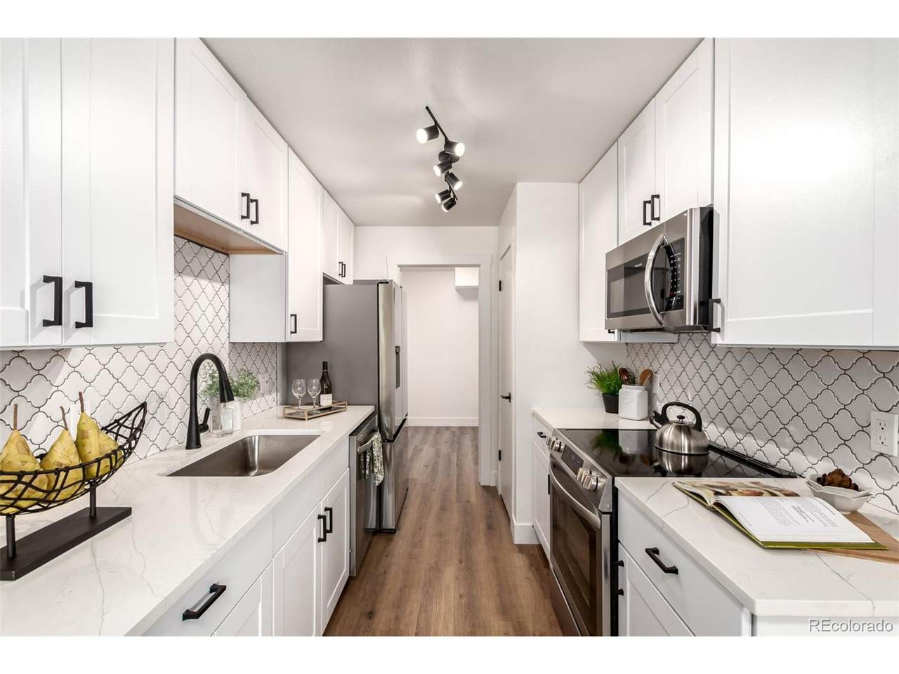 9842 Lane St - Photo 1