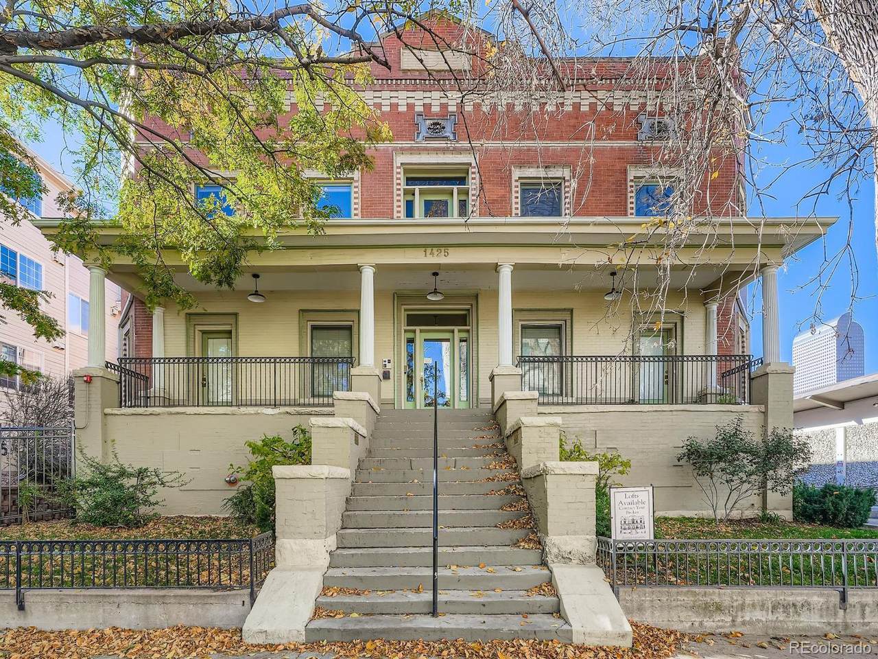 1425 Washington St - Photo 1