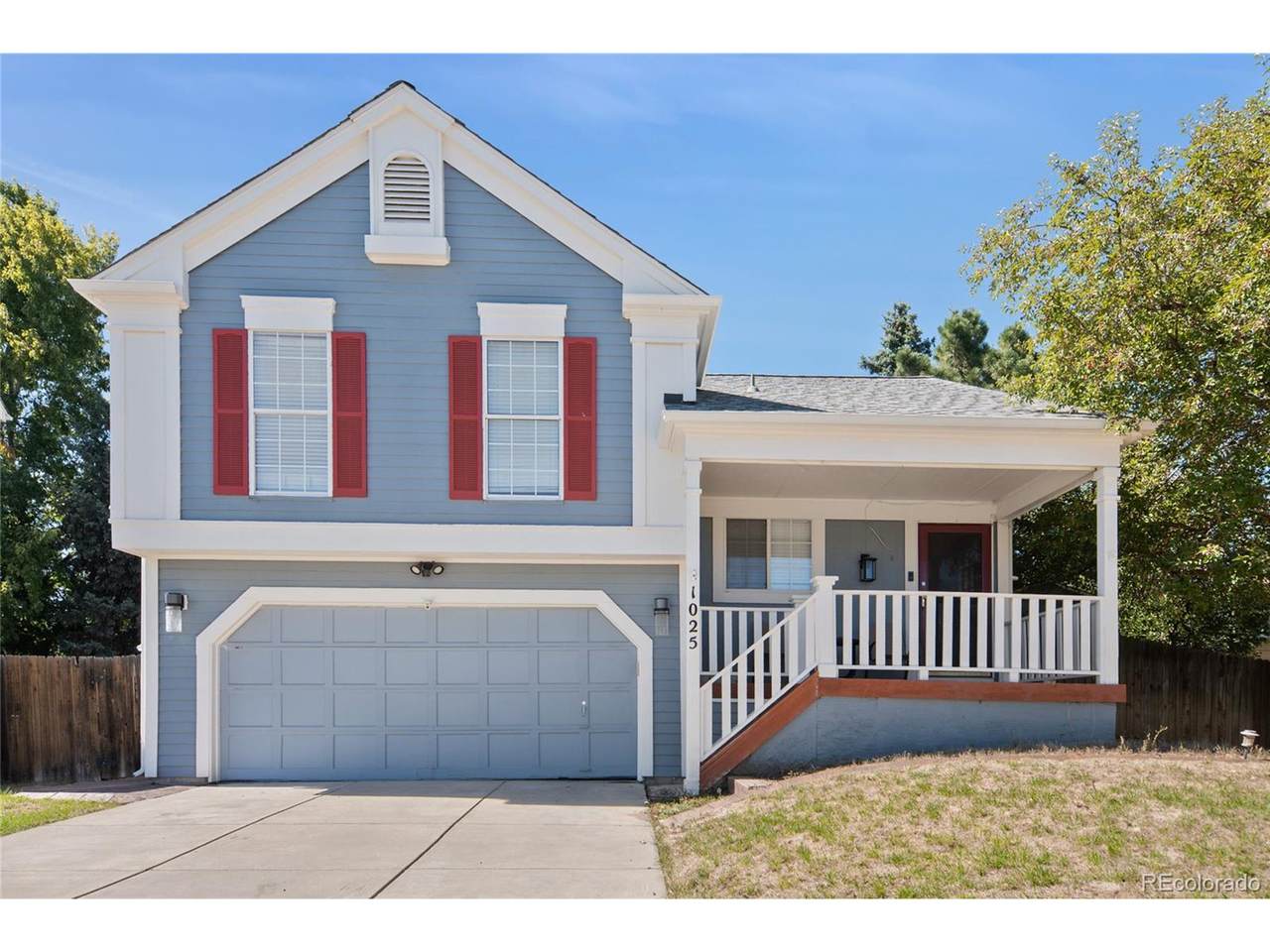 1025 Lindsey St - Photo 1