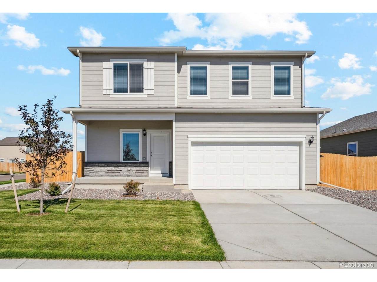 931 Sarah Ave - Photo 1