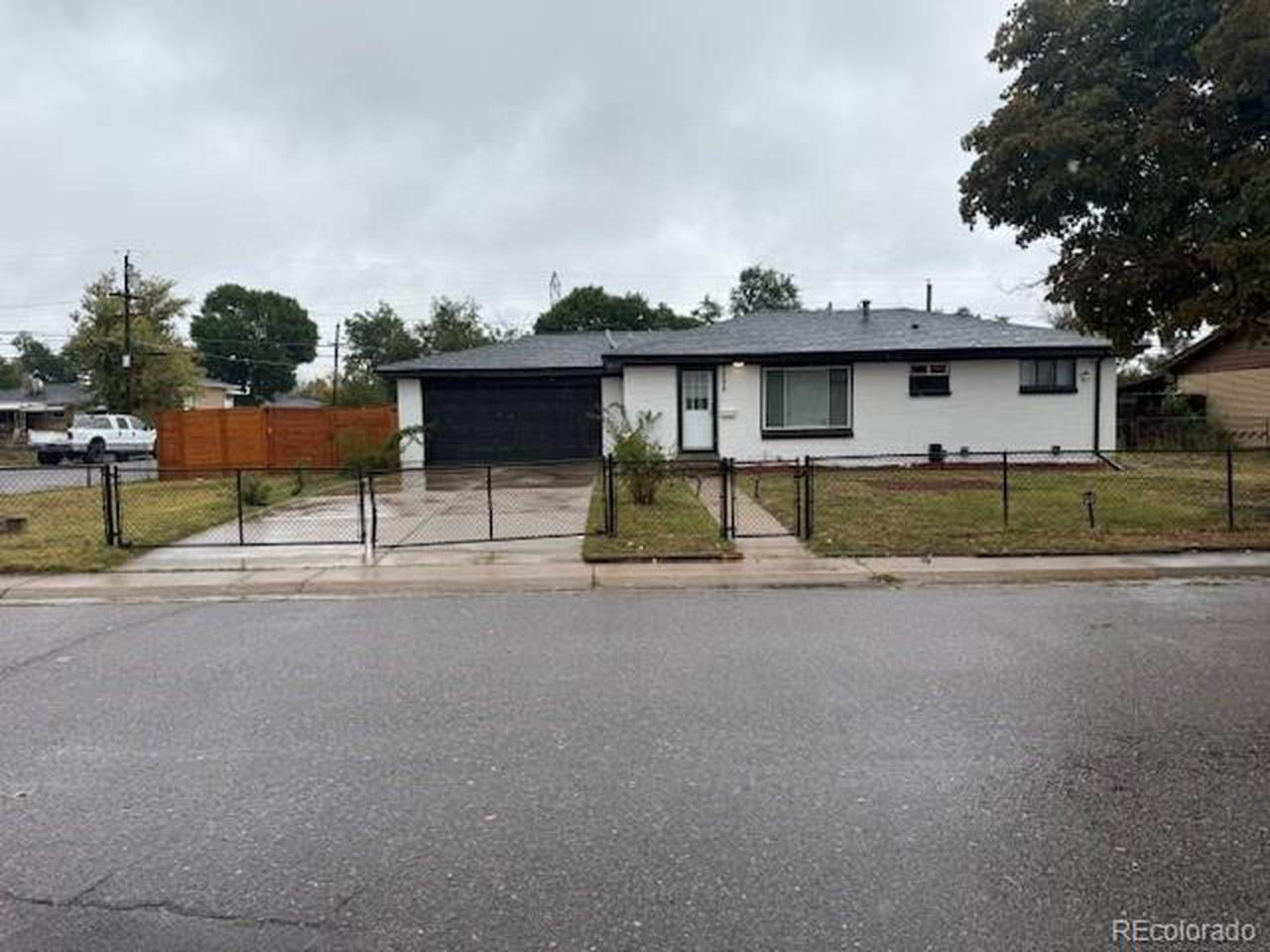 3090 Worchester St - Photo 1