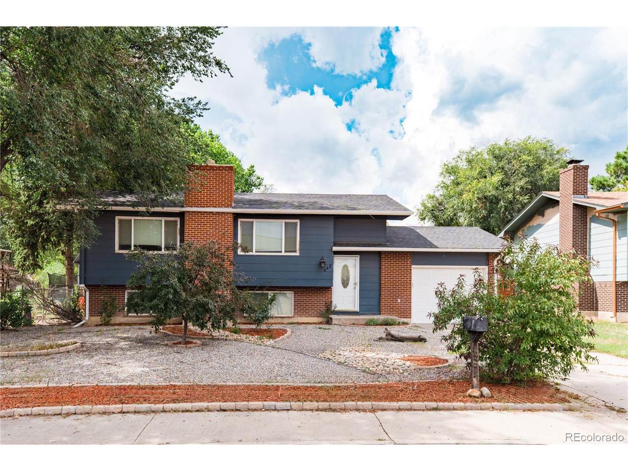 648 Syracuse St - Photo 1