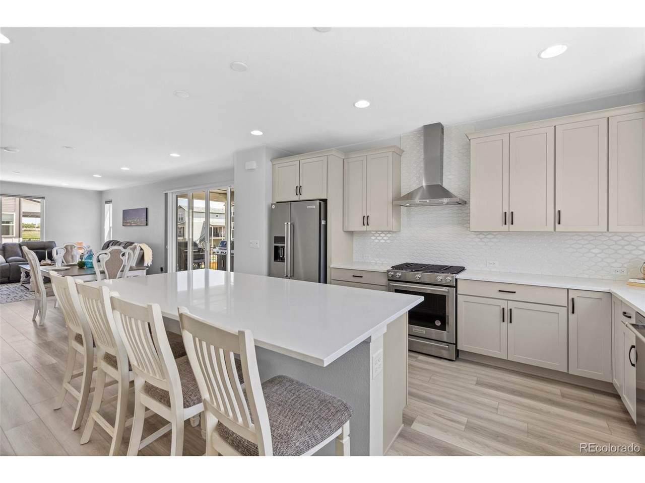 11000 Shining Star Cir - Photo 1