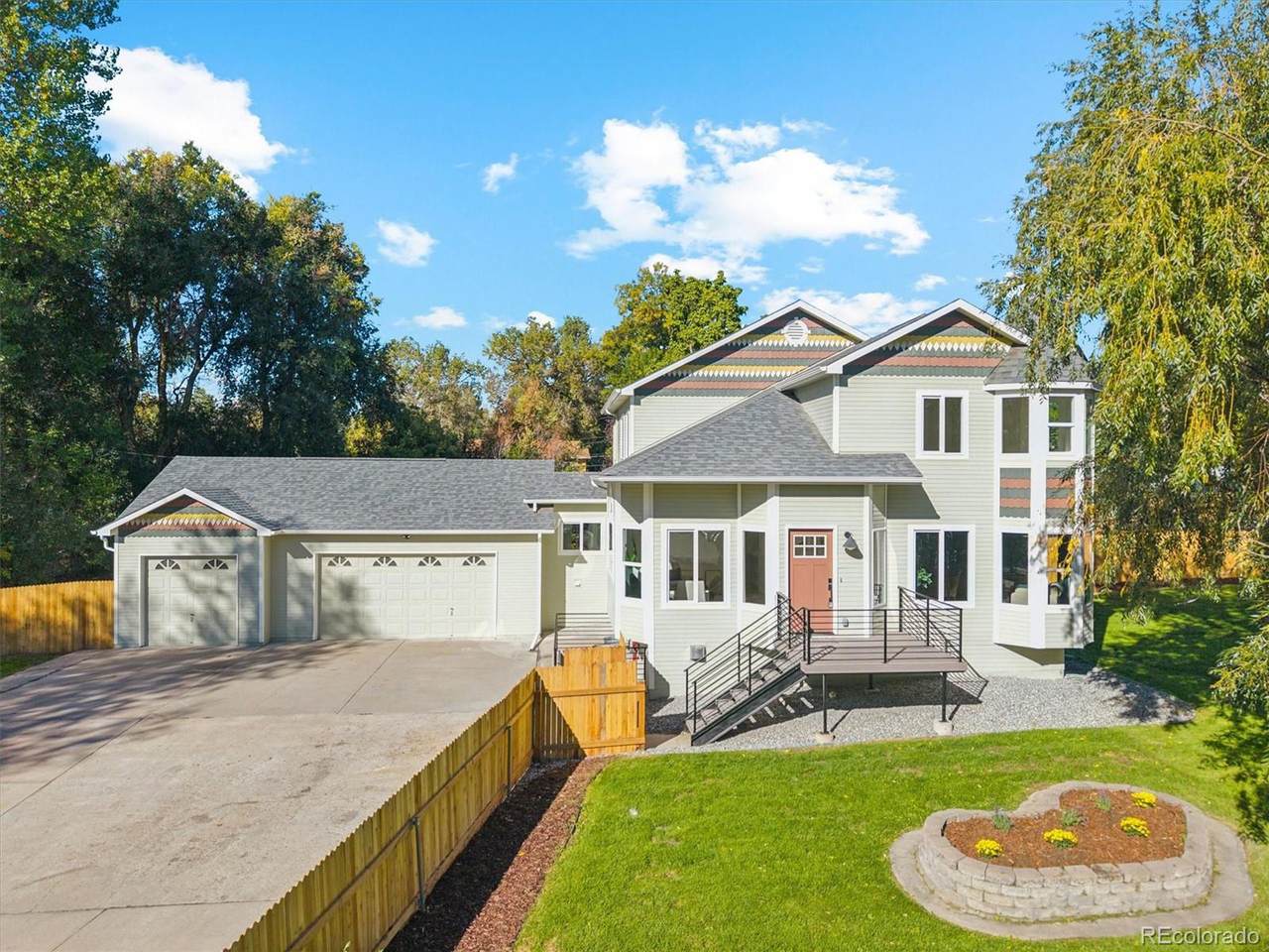 2777 Kendall St - Photo 1