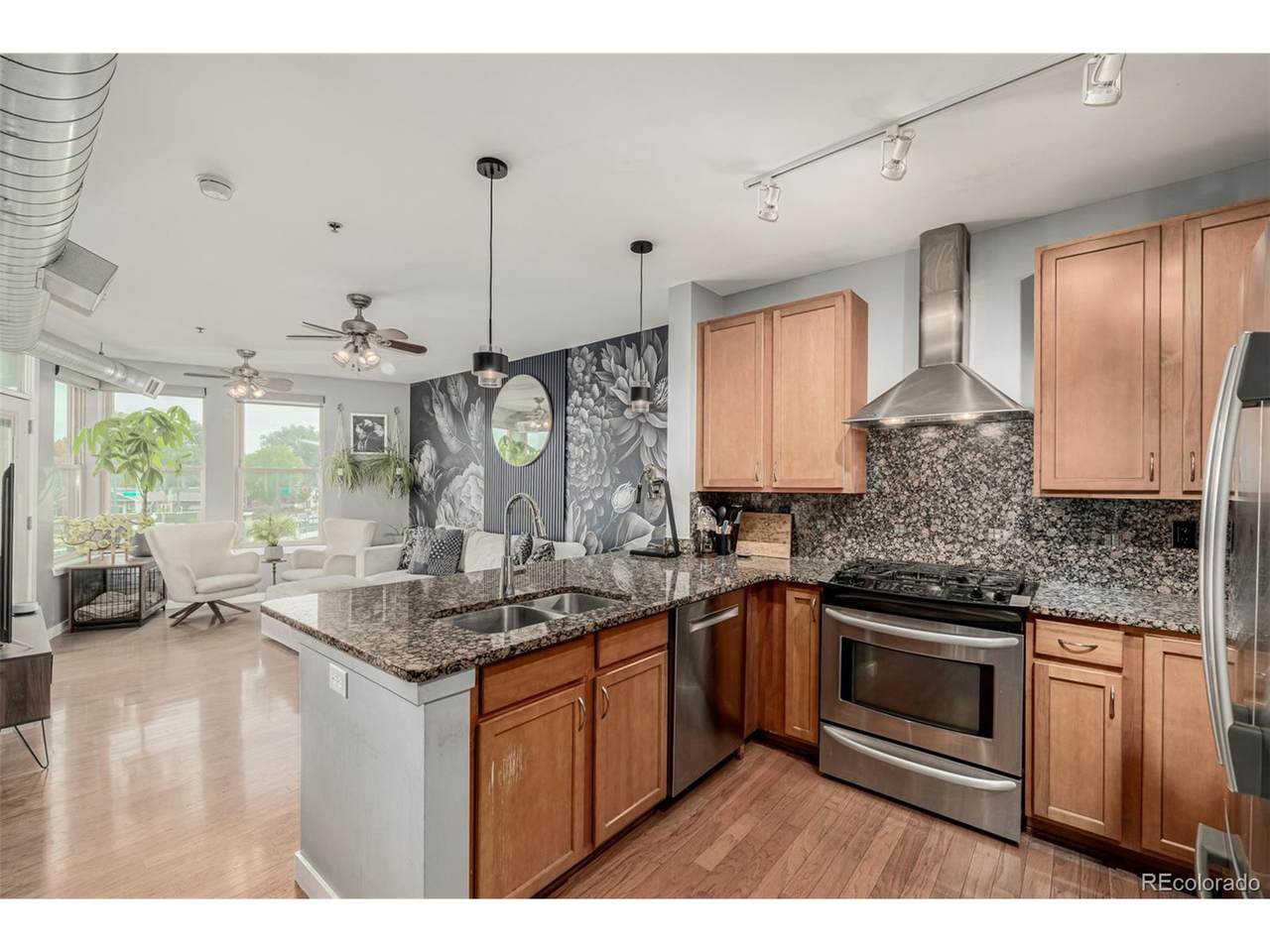 1313 Clarkson St - Photo 1