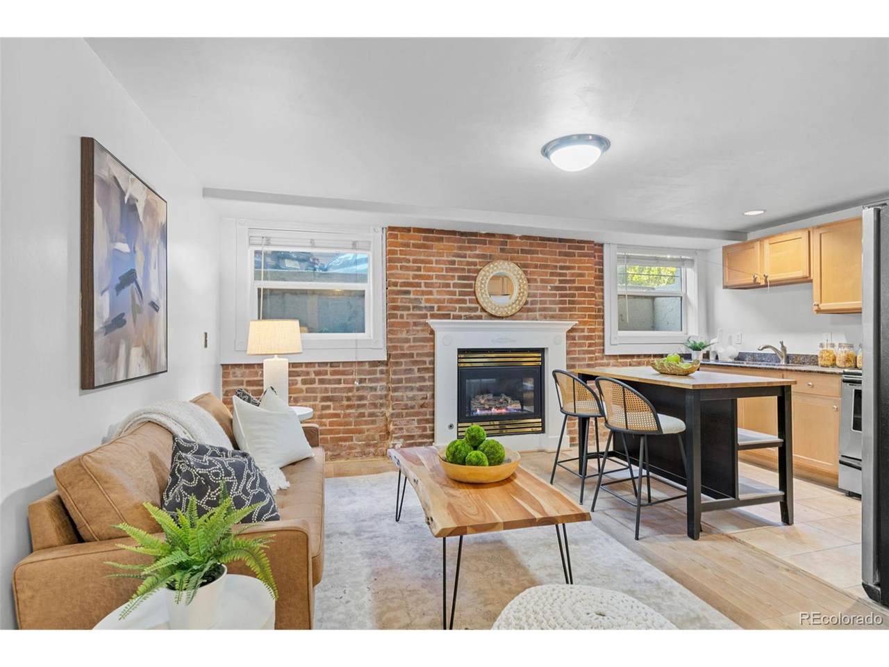 1750 Gaylord St - Photo 1