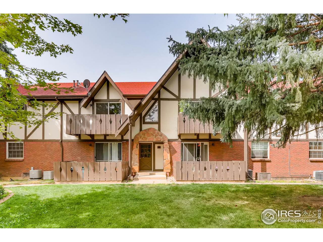 3250 Oneal Cir - Photo 1