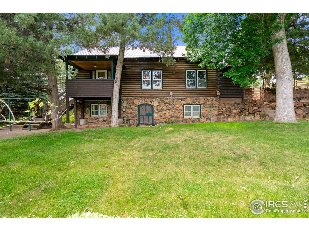 3205 2nd St - Photo 1