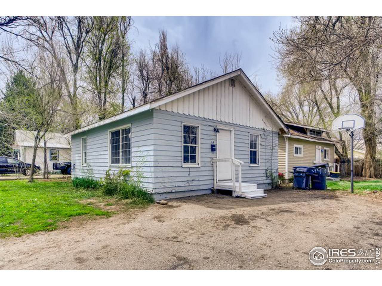 44 5th Ave - Photo 1