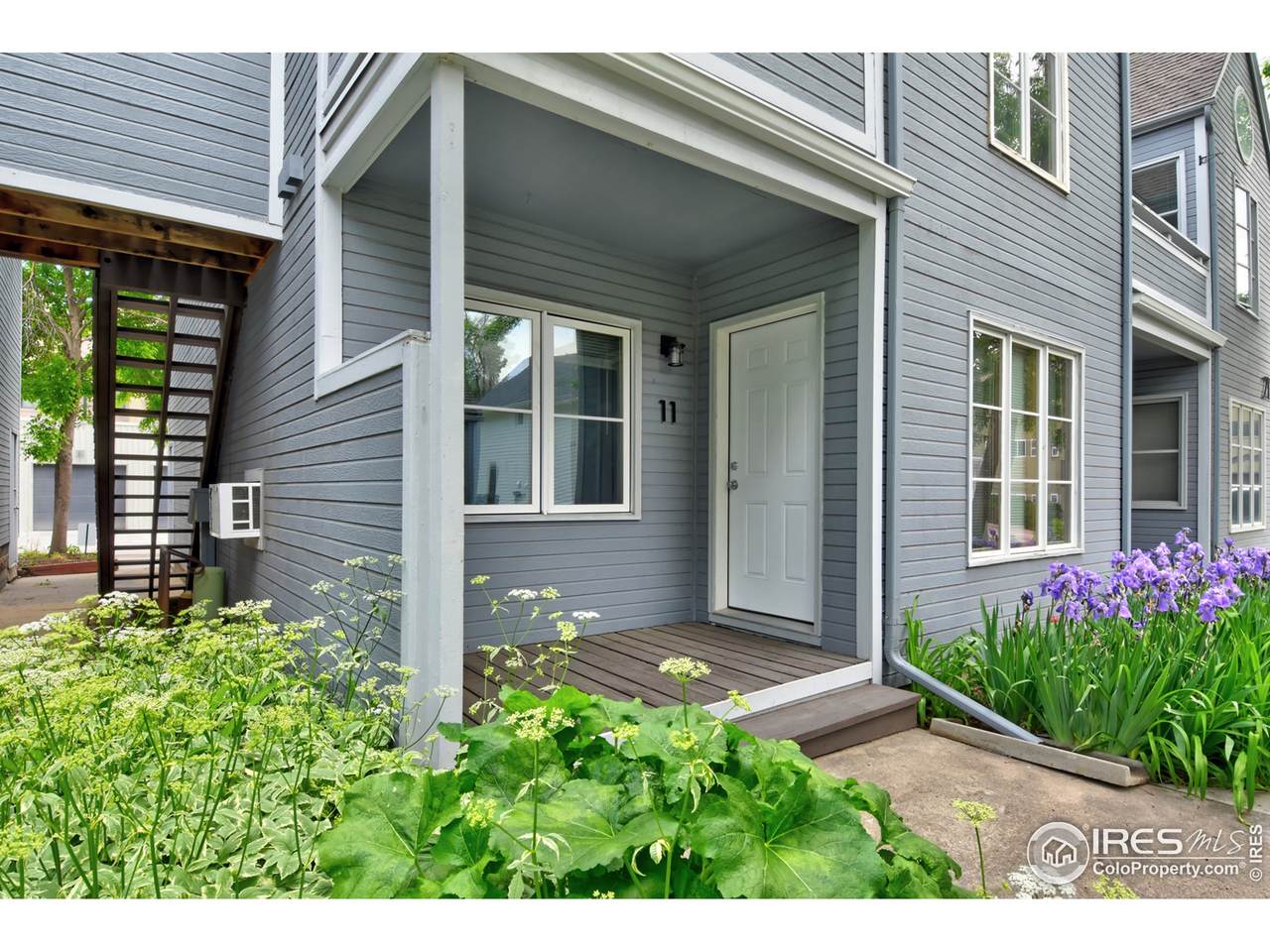 2117 Walnut St - Photo 1