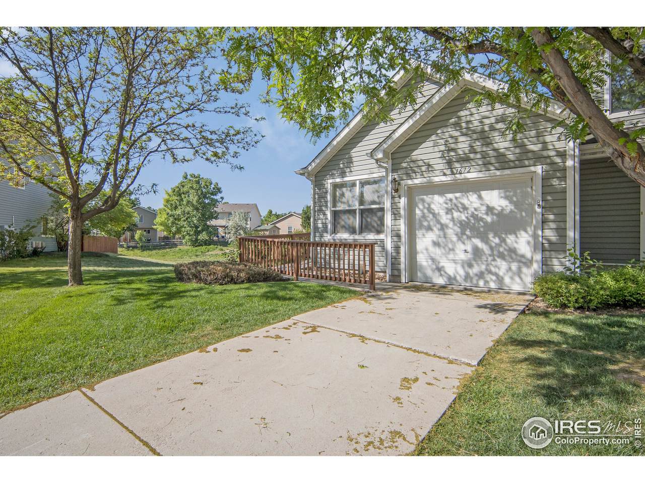 1672 Oak Creek Dr - Photo 1