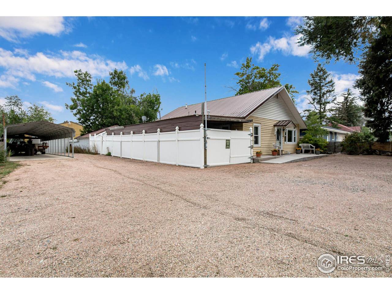 630 Taft Hill Rd - Photo 1