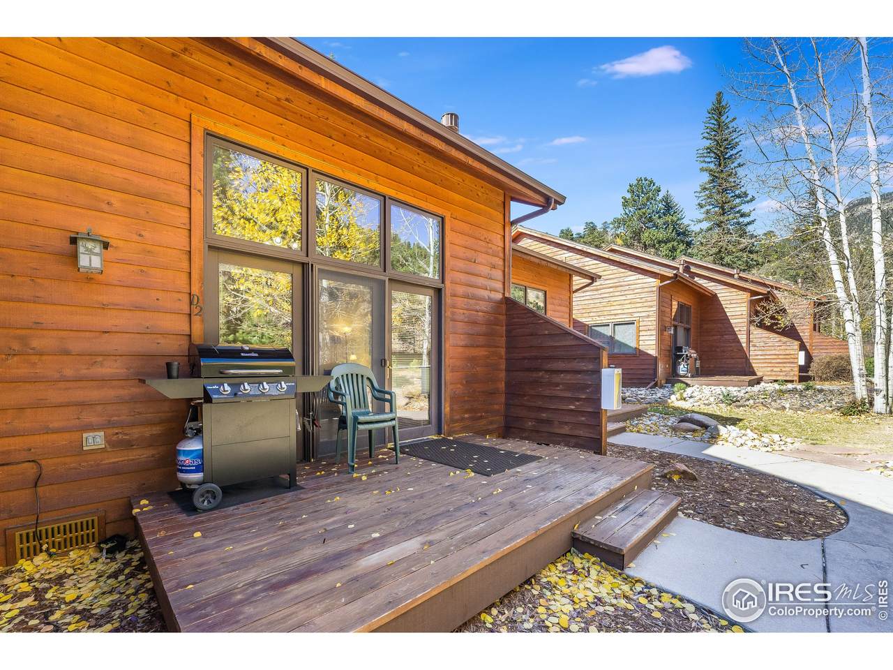 2120 Fall River Rd - Photo 1