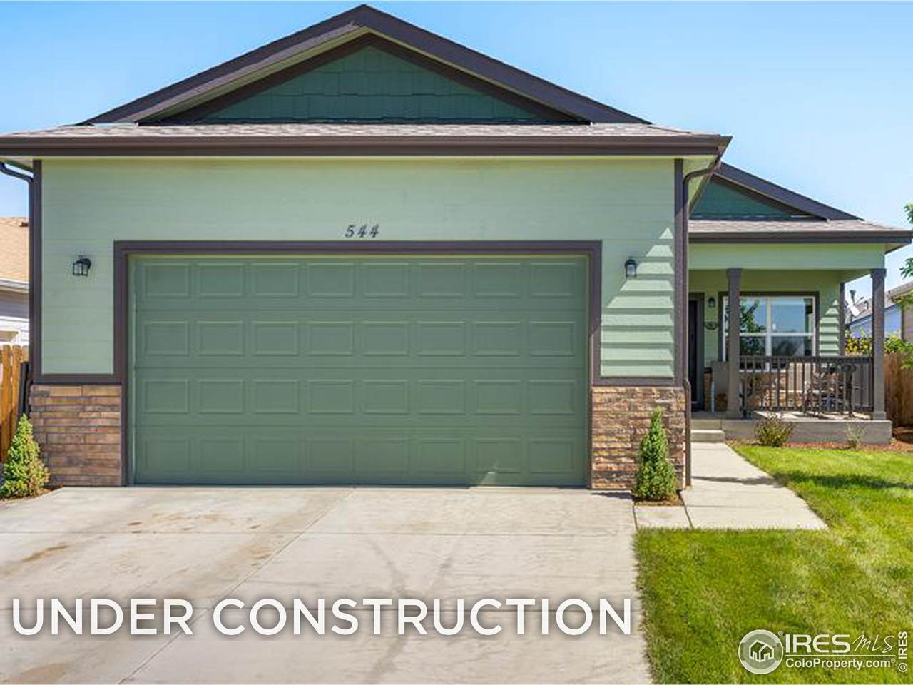 2595 School House Dr - Photo 1