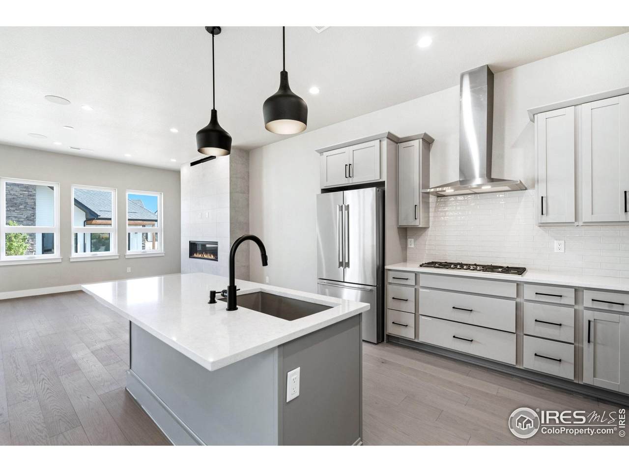 1775 Barefoot Dr - Photo 1