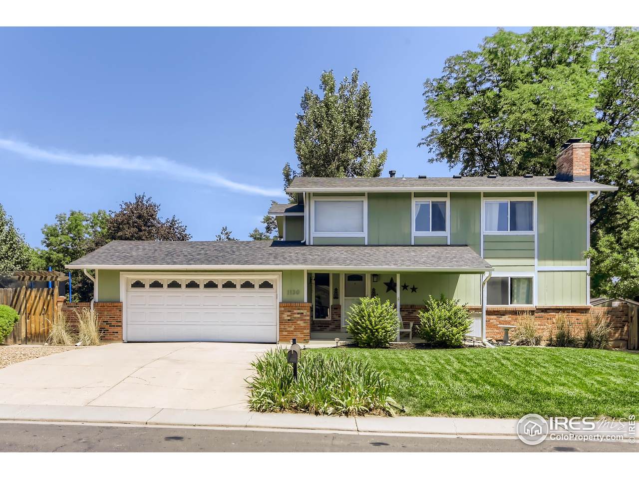 1130 Neptune Dr - Photo 1