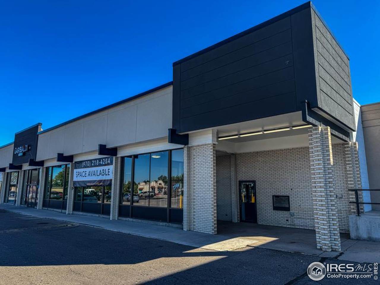 2700 10th St - Photo 1