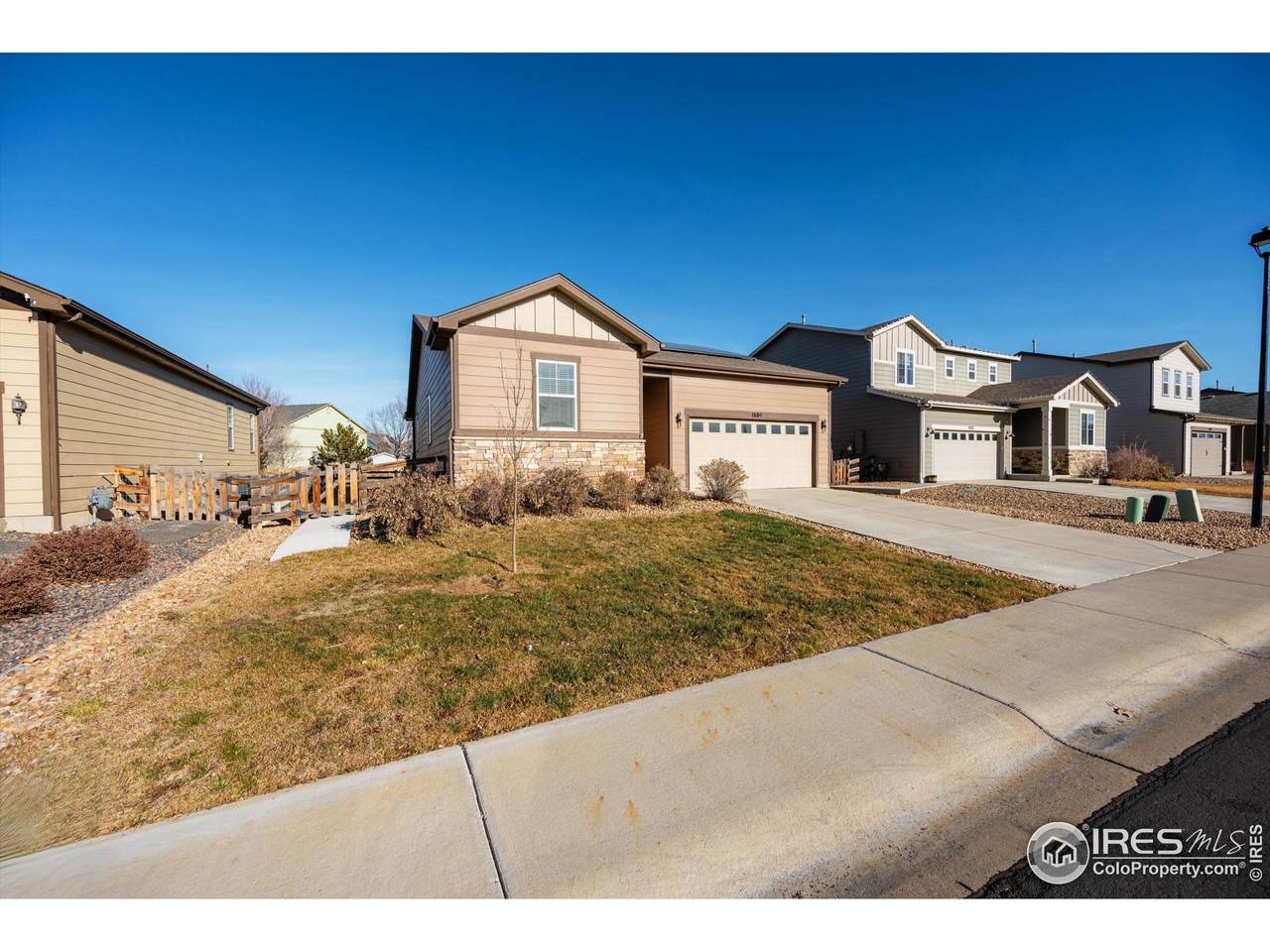 1604 Sorenson Dr - Photo 1