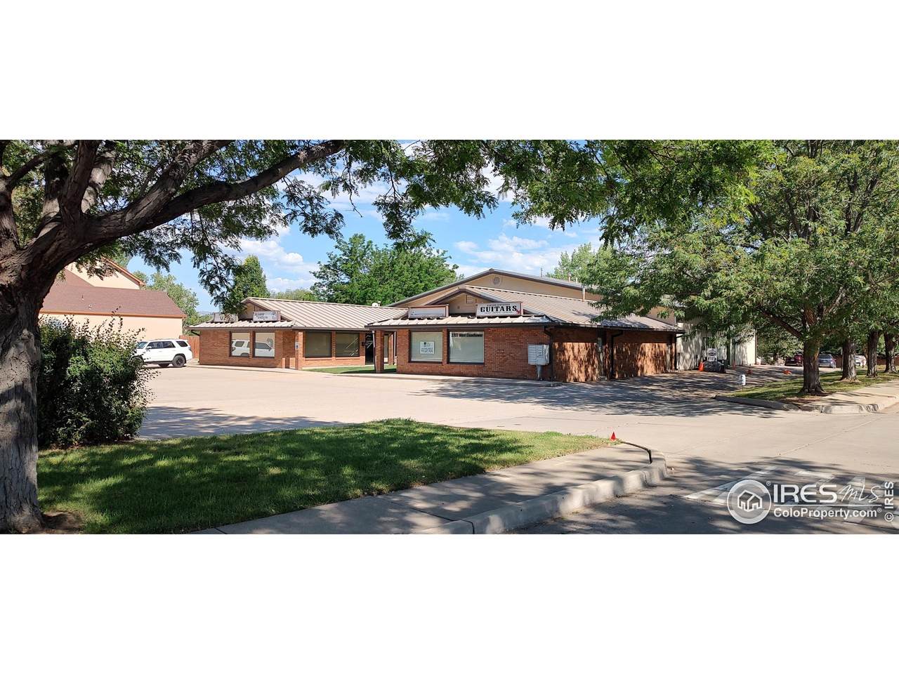 2707 Eisenhower Blvd - Photo 1
