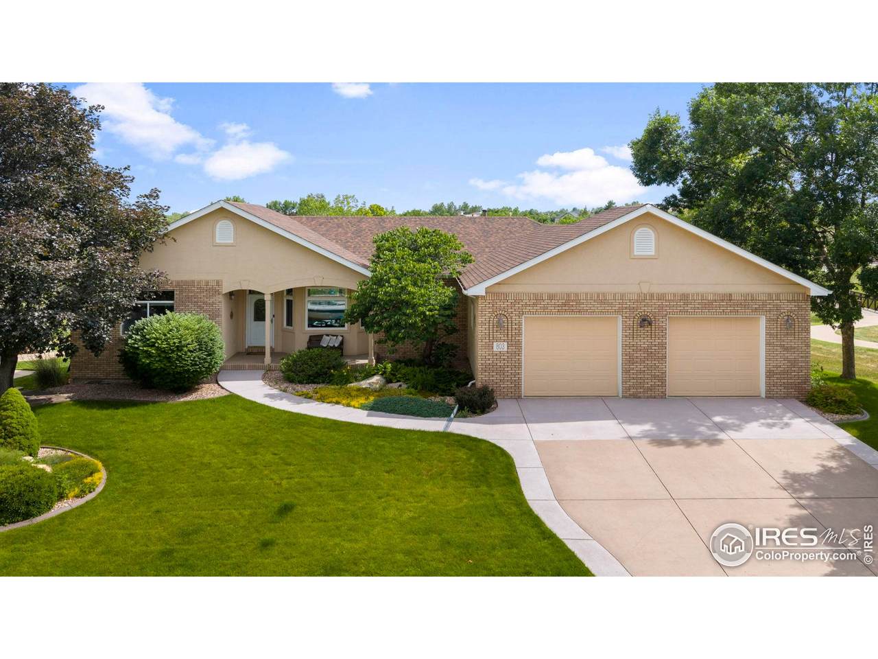 803 Roma Valley Dr - Photo 1