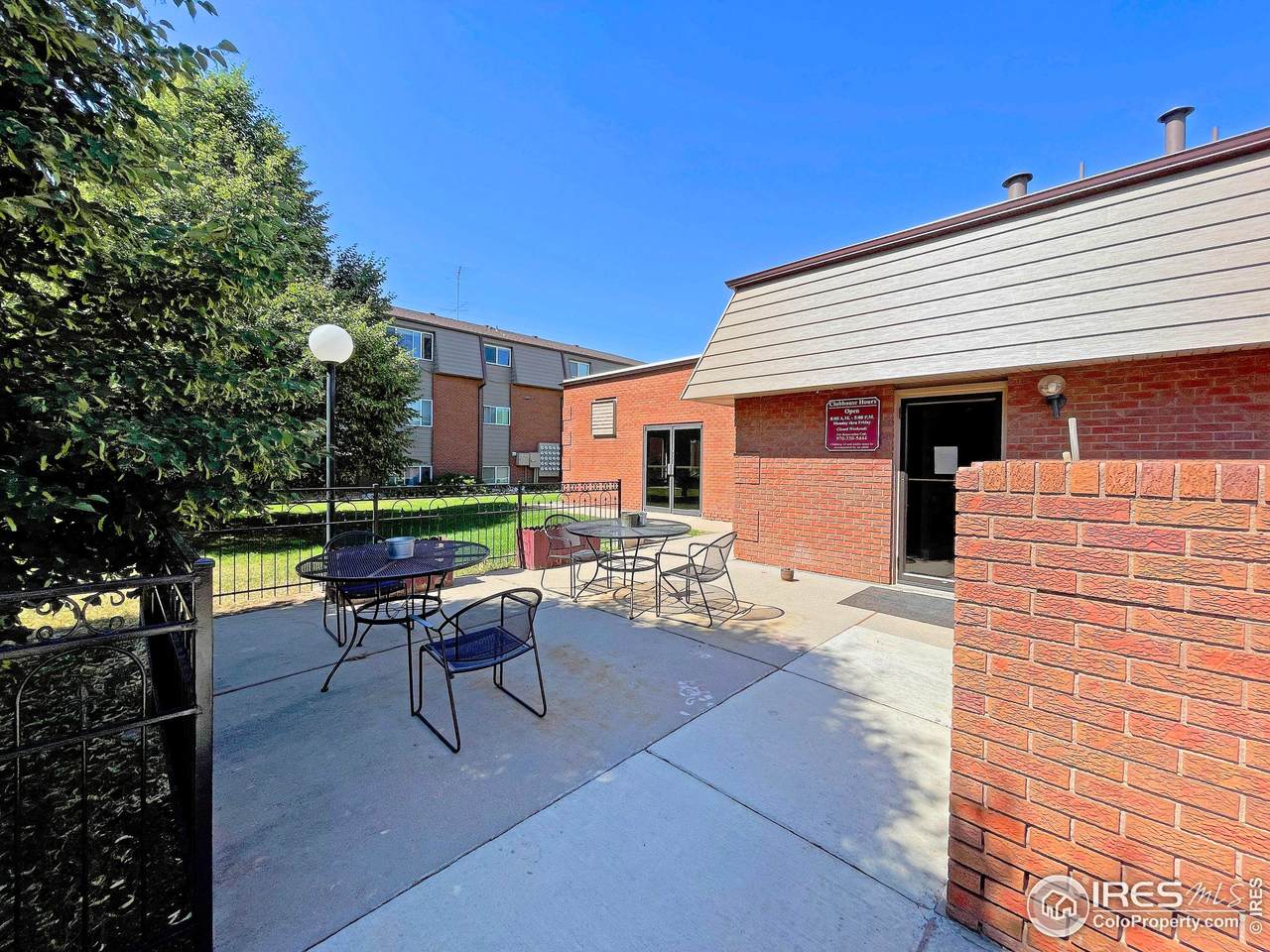 2837 28th St - Photo 1