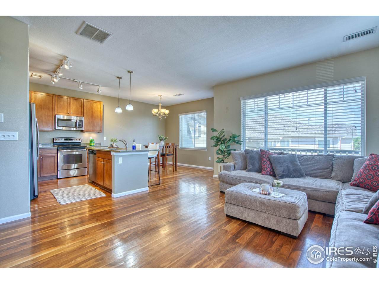 12901 Grant Cir - Photo 1