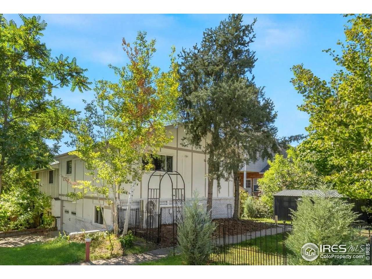 159 Judson St - Photo 1