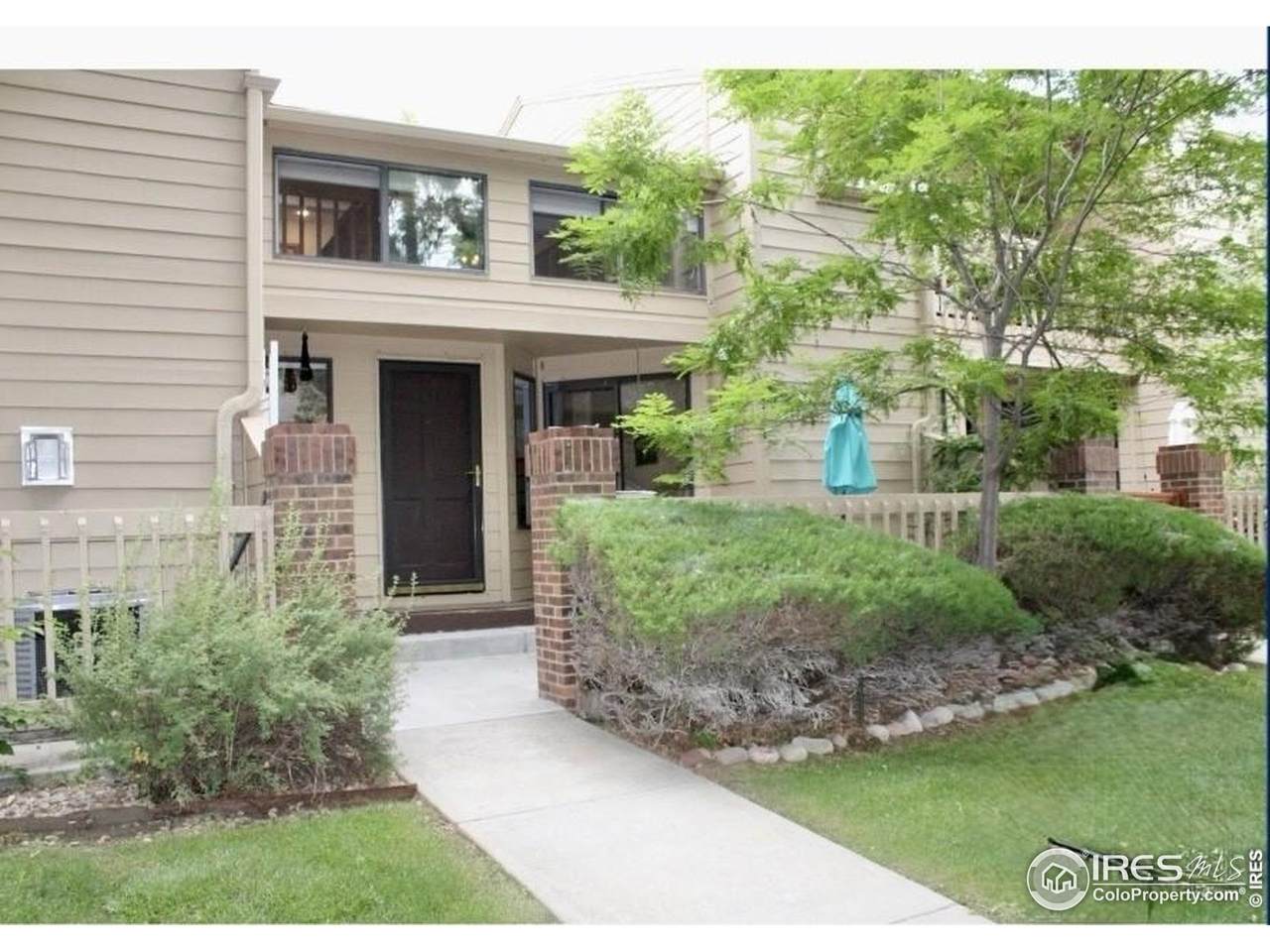 5068 Buckingham Rd - Photo 1