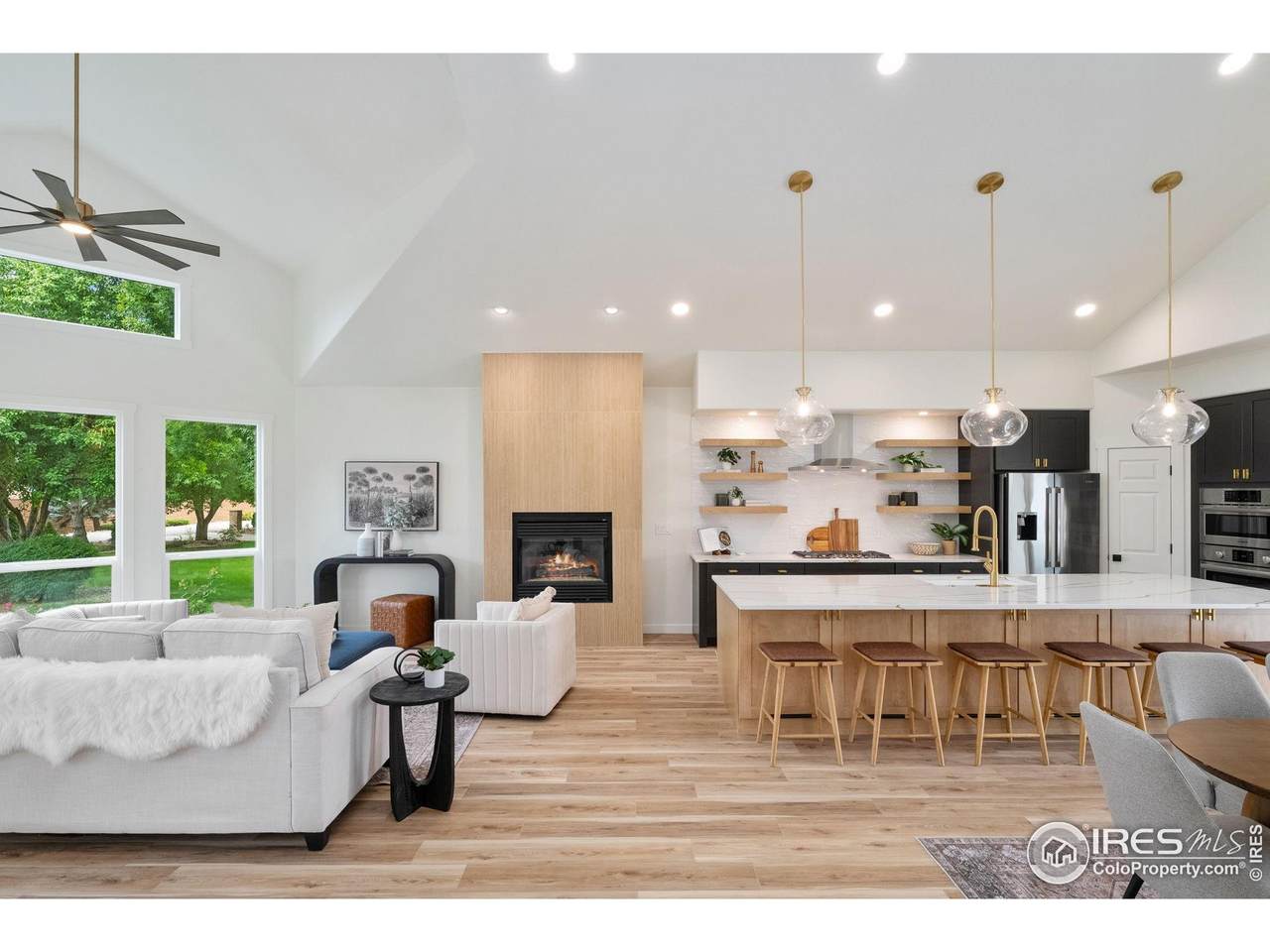 5304 Vardon Way - Photo 1