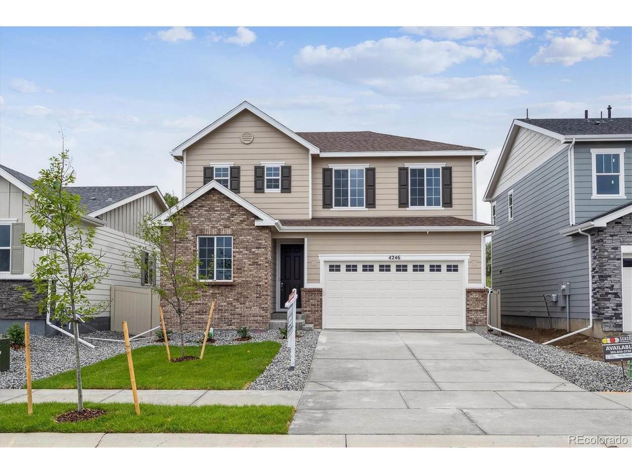 4246 Graywood Dr - Photo 1