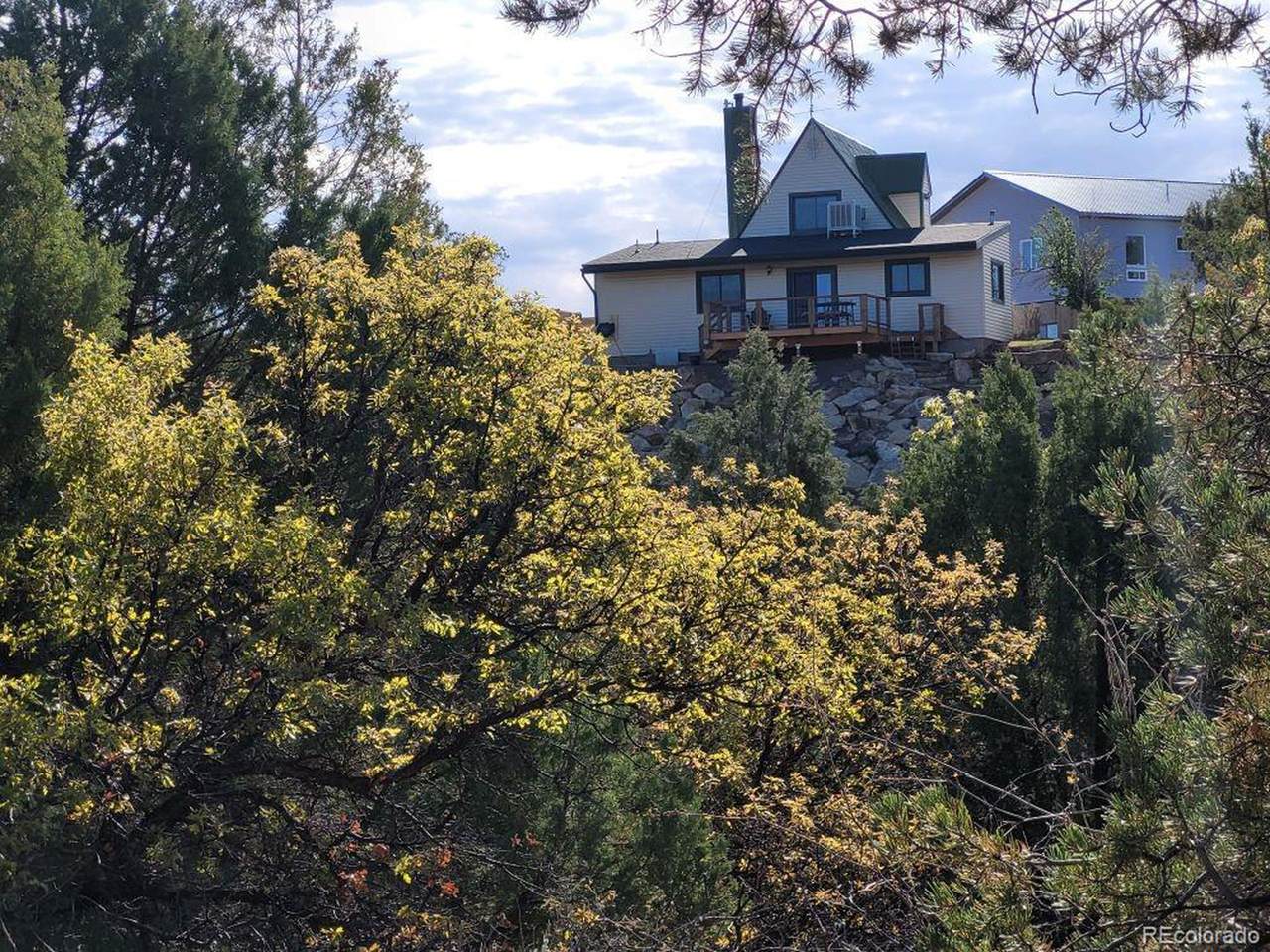 23855 Horsefly Rd - Photo 1