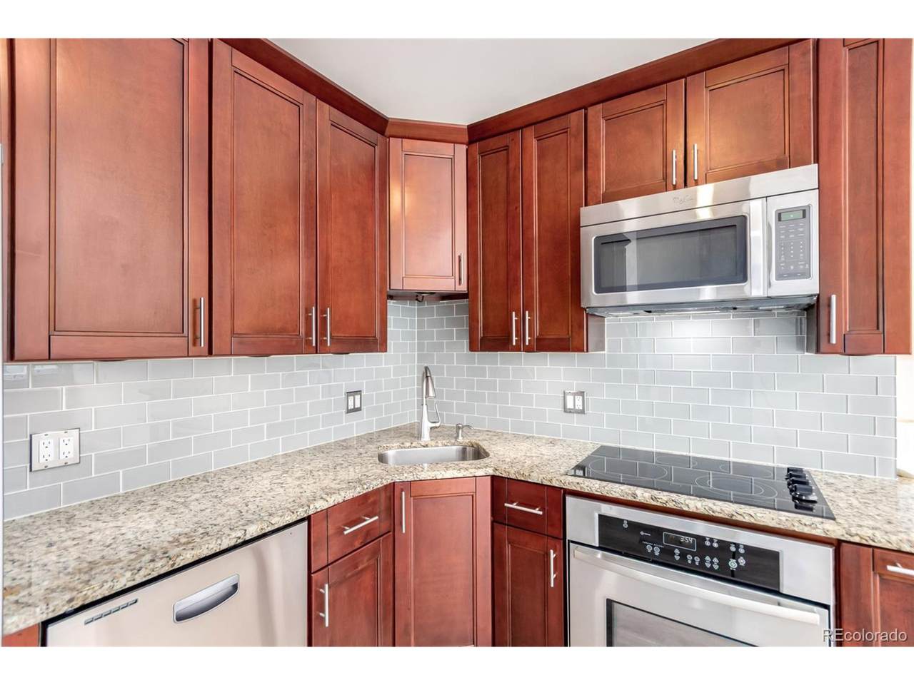 720 16th St - Photo 1