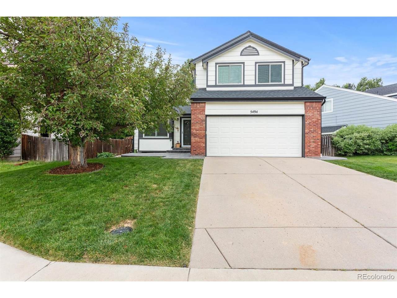 5494 Ireland St - Photo 1