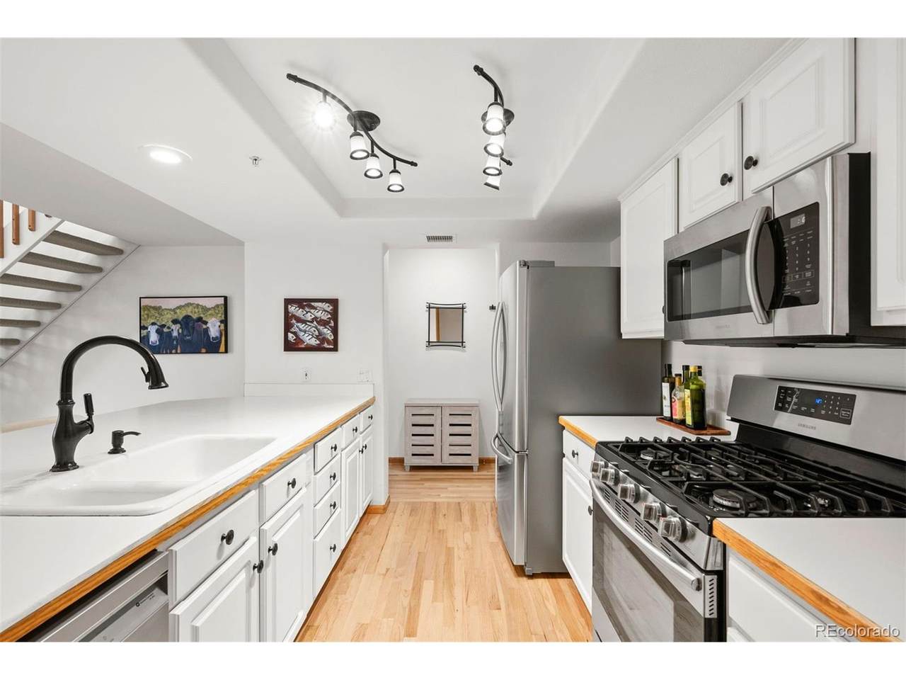 23624 Pondview Pl - Photo 1