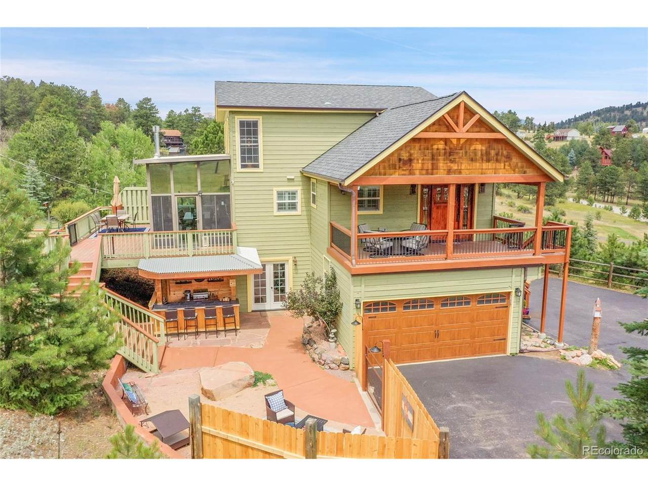 576 Bluebird Ln - Photo 1