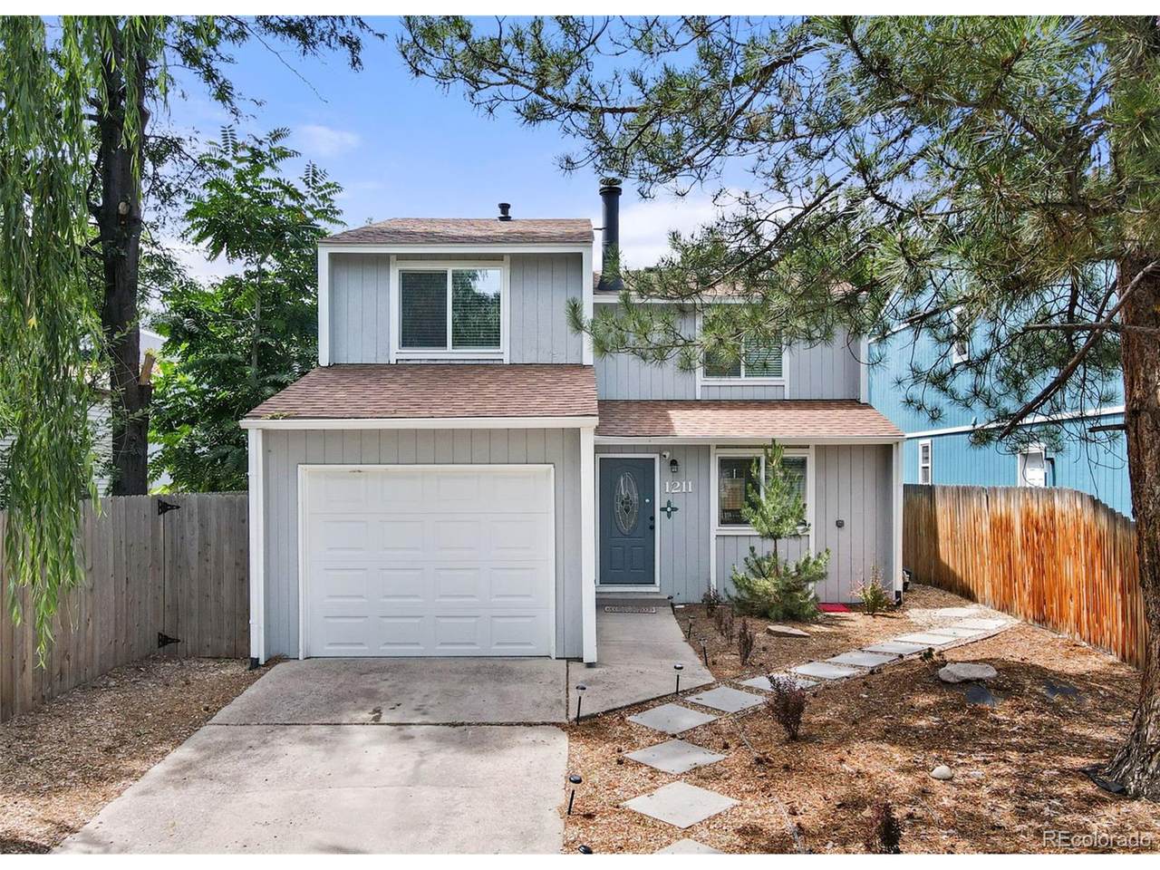 1211 Meadow St - Photo 1