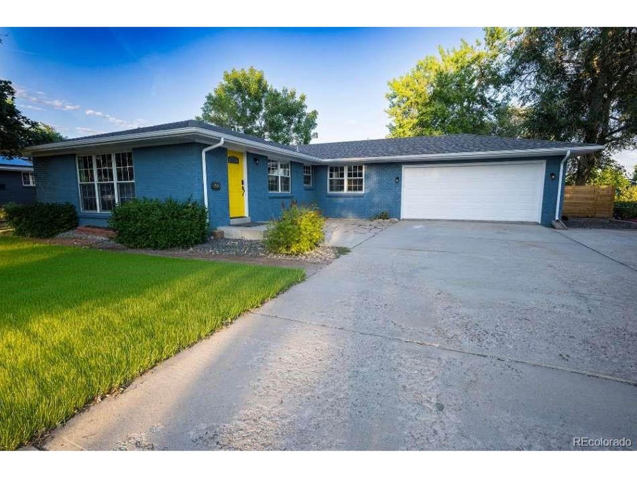 640 Kalmia Way - Photo 1