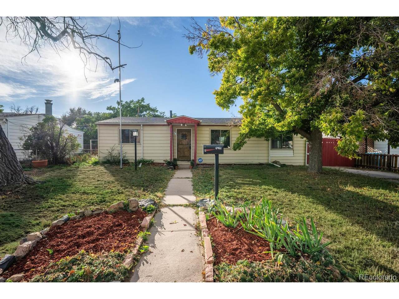 6461 Hudson St - Photo 1